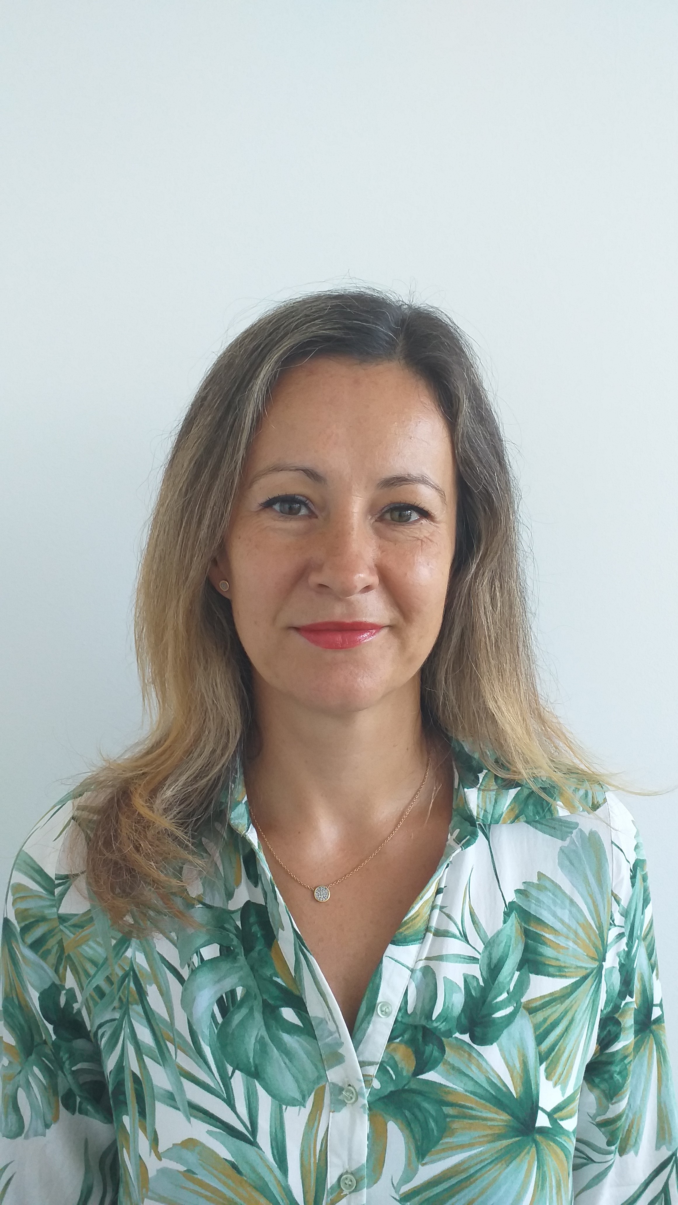 Presenting Petra Urešová, Coordinator for the Contracted Doctors Network